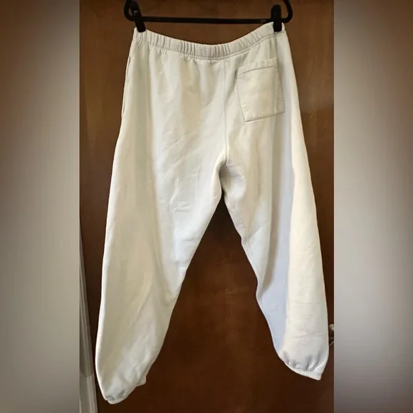 October’s Very Own x Roots Sweatpants - Picture 4 of 16